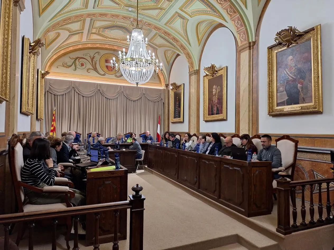 El govern es queda sol en l’aprovació definitiva de les ordenances fiscals