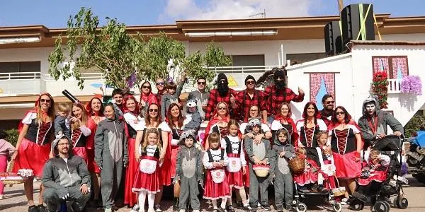 Diables i Castellers d'Altafulla denuncien que l'Ajuntament els obliga a treure les carrosses de Carnaval del local municipal on les guardaven