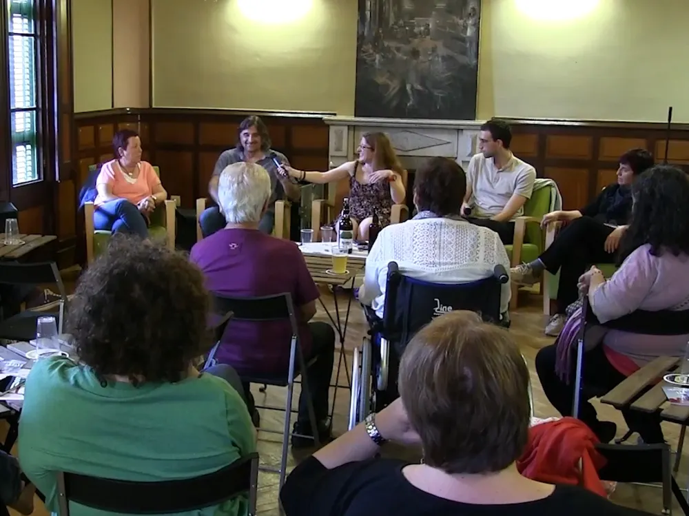 VÍDEO L'Espai Conversa reflexiona sobre el teatre a Rubí