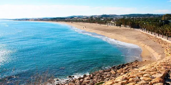 L’Ajuntament de Roda de Berà inicia el procediment per contractar els serveis de temporada a la platja