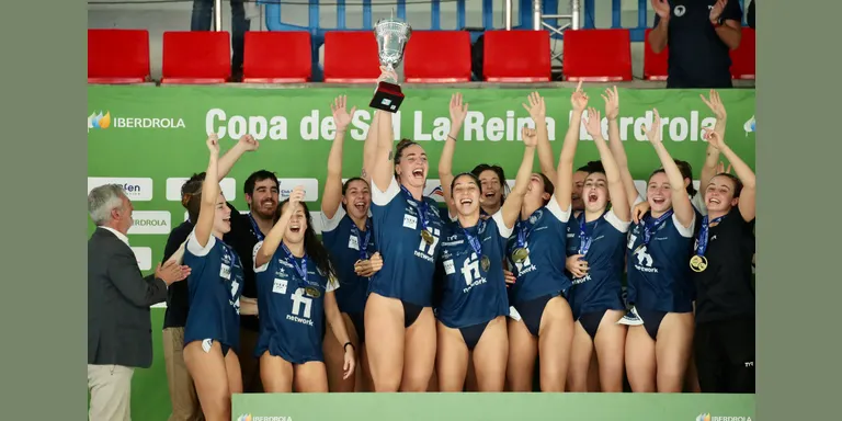 L'Astrapool Sabadell torna a coronar-se reines de la Copa