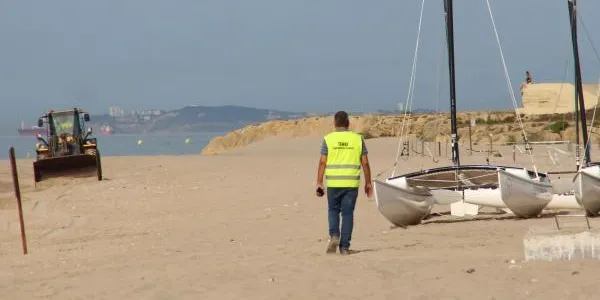 Costes de l'Estat anuncia una aportació de 20.000 m3 de sorra per a la platja d’Altafulla