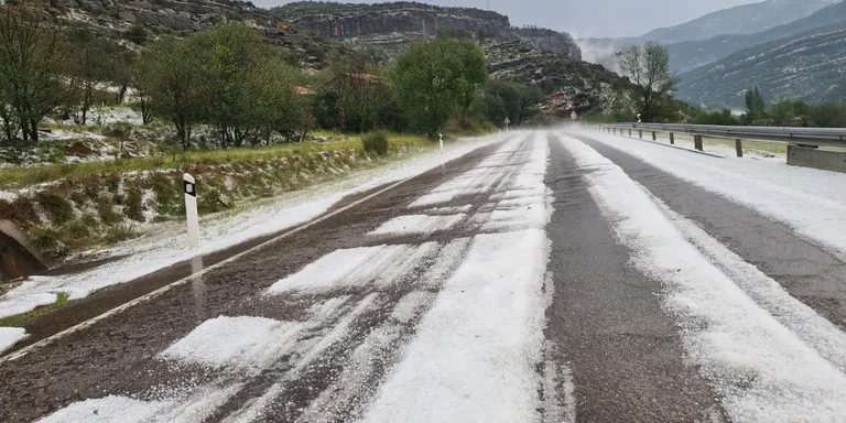 Els Bombers reben 164 avisos per la tempesta, la gran majoria a la Catalunya Central i Ponent