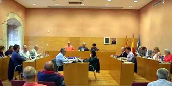L’Ajuntament de Torredembarra finançarà la coberta de la piscina amb romanent de tresoreria del 2017