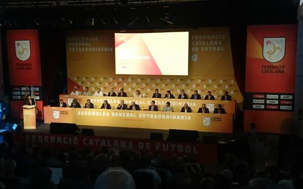 Els presidents dels clubs del Baix Gaià assisteixen a l’Assemblea Extraordinària de la FCF