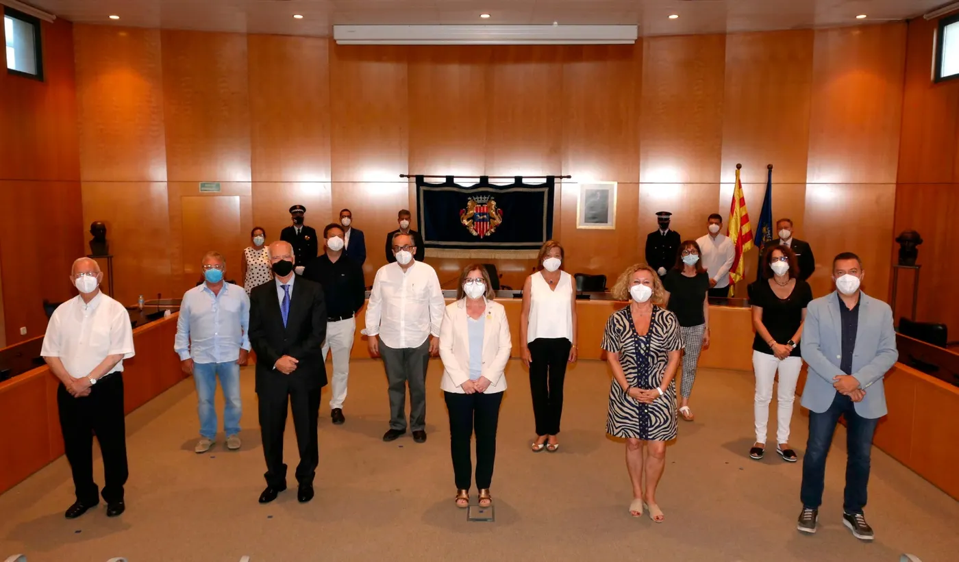 Els guardonats amb les distincions de Cambrils de l’any passat reben el seu homenatge