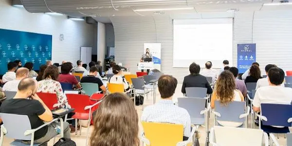 Investigadors, empreses i administracions europeus es donen a conèixer a Tarragona per impulsar l'hidrogen verd