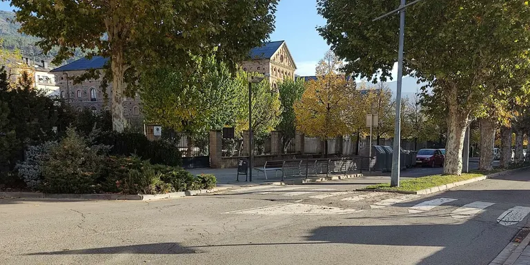 La Seu d'Urgell limita a 20 km/h la velocitat a les entrades dels centres escolars