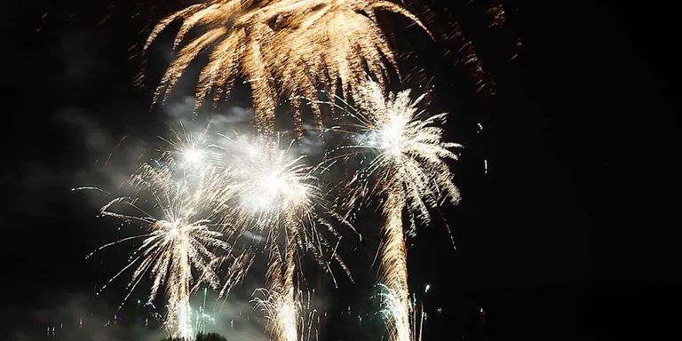 La pirotècnica Estalella és l'encarregada dels Focs Artificials i la Traca