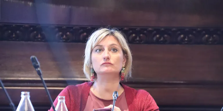 El Parlament rep la notificació formal de la JEC sobre Borràs i el termini per respondre-li acabarà el 28 d'abril