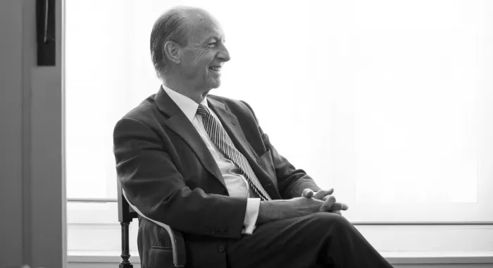 Juan Carlos Giménez-Salinas presenta el seu darrer llibre 'Unos papeles olvidados'
