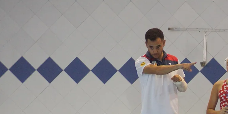 Dani Gómez ens posa al dia del waterpolo rubinenc
