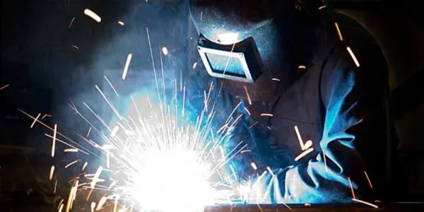 La patronal i els sindicats han pactat el nou conveni del sector del metall a Tarragona