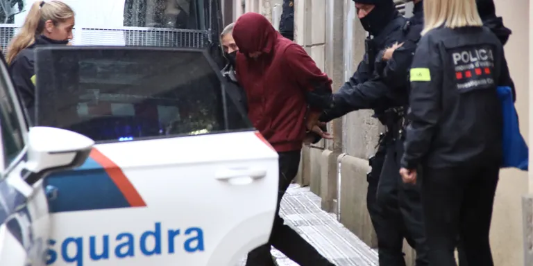 Els Mossos troben ADN de la jove violada a Igualada per la Castanyada en l’habitació del detingut
