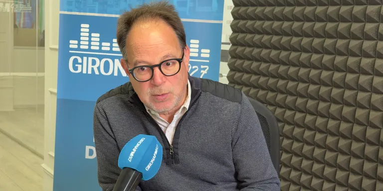 La Casa Masó estrena una exposició sobre Narcís-Jordi Aragó per recórrer la vida d’una de les grans figures del periodisme català