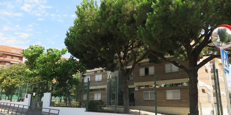 Els patis de les escoles s’obren els dissabtes amb activitats per als infants de 4 a 14 anys