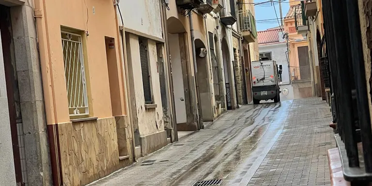 Real justifica l’ús d’aigua potable pel baldeig per salubritat i salut pública