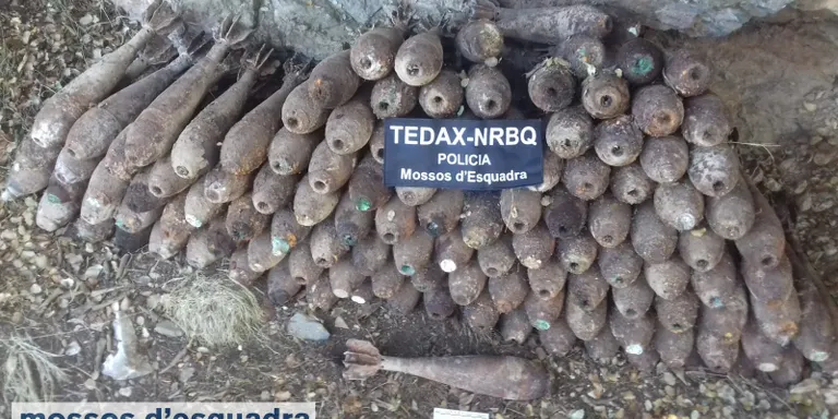 Troben 126 granades de morter de la Guerra Civil al poble de Baén