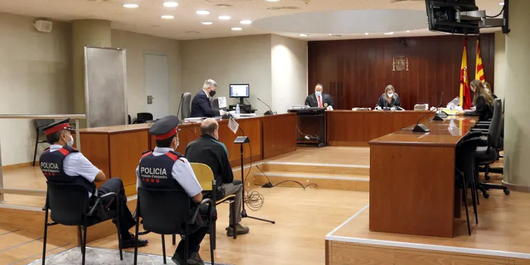Condemnen a 22 anys de presó un veí de la Seu d'Urgell acusat d'abús de menors i pornografia infantil