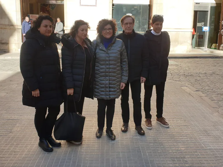 La portaveu socialista al Parlament de Catalunya, Alícia Romero, visita els comerços vallencs