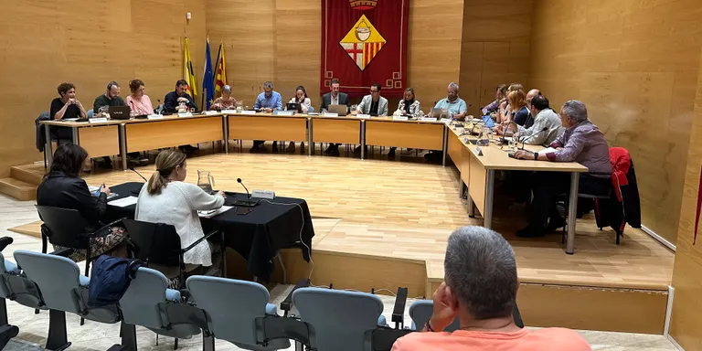 L’equip de govern apuja l’IBI i les taxes municipals per primer cop en quasi una dècada per compensar la pèrdua d’ingressos de l’Ajuntament