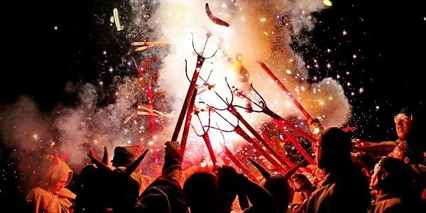 Un curs de formació encendrà la metxa de la nova temporada del Grup de Diables d’Altafulla