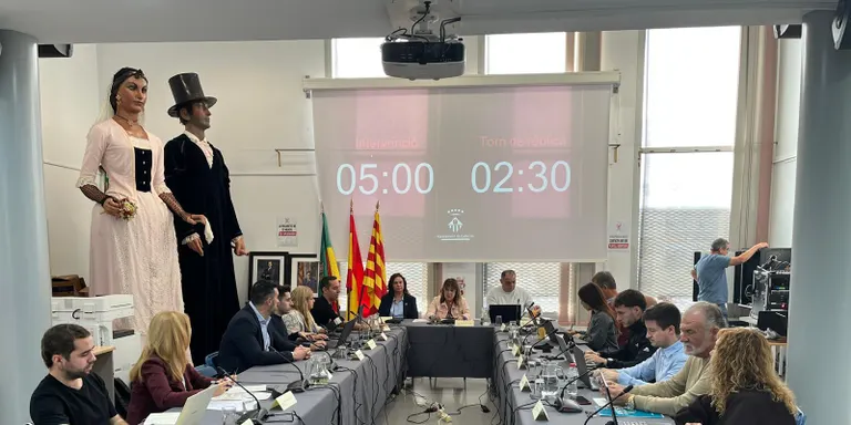 El govern local aprova canvis en les ordenances sense apujades, ni reduccions o bonificacions noves