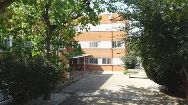 El professorat de l’Institut Jaume Huguet denuncia la supressió de l’ESO