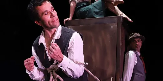 Espectacle de circ 'Josafat' amb la Cia Passabarret a l'Auditori