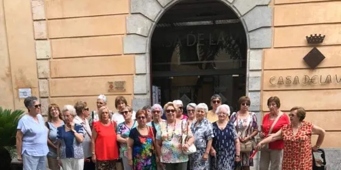 El Grup Cultural Mestresses de Casa celebra una sortida a Olèrdola i Vilanova i la Geltrú