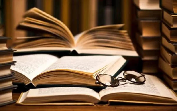 La veïna Cillas Solans ofereix una conferència sobre propietat intel·lectual a la Biblioteca Municipal d’Altafulla