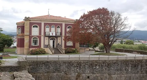 FENOMENA LLENARÁ DE MÚSICA EL KASINO ZAHARRA DE HONDARRIBIA