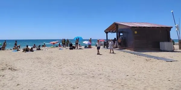La platja d’Altafulla comptarà amb un nou lavabo fix a partir d’aquest estiu