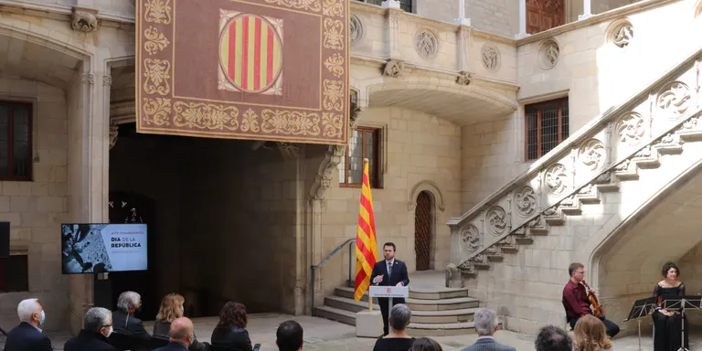 Aragonès, en l'acte de commemoració de la República catalana: "Avui també és la millor proposta per fer avançar el país"