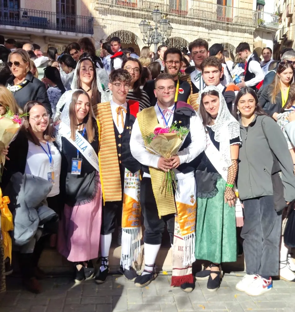 <strong>Marc Vilà passa la faixa d'hereu de les comarques lleidatanes a Pol Ribes</strong>