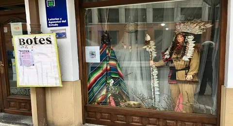 EL AYUNTAMIENTO CONVOCA EL VIII. CONCURSO DE ESCAPARATES DE CARNAVALES PARA LOS COMERCIOS