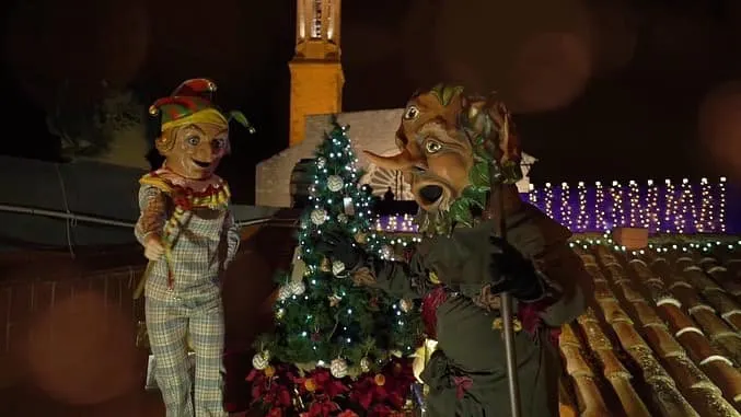 Arriba el Nadal a Valls amb l’encesa de llums