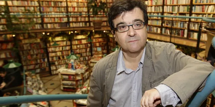 La Biblioteca acull avui una nova tertúlia de novel·la