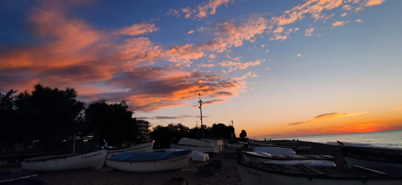 Dia tranquil i ambient de tardor fins a la nit