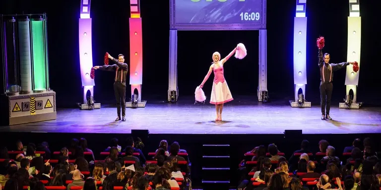 Sortejades les invitacions per escapar o morir a l’espectacle “Escape Show” al ‘notRubí’