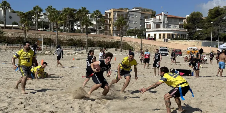 Setena edició del Beach Flag Torredembarra aquest cap de setmana a la platja de la Paella