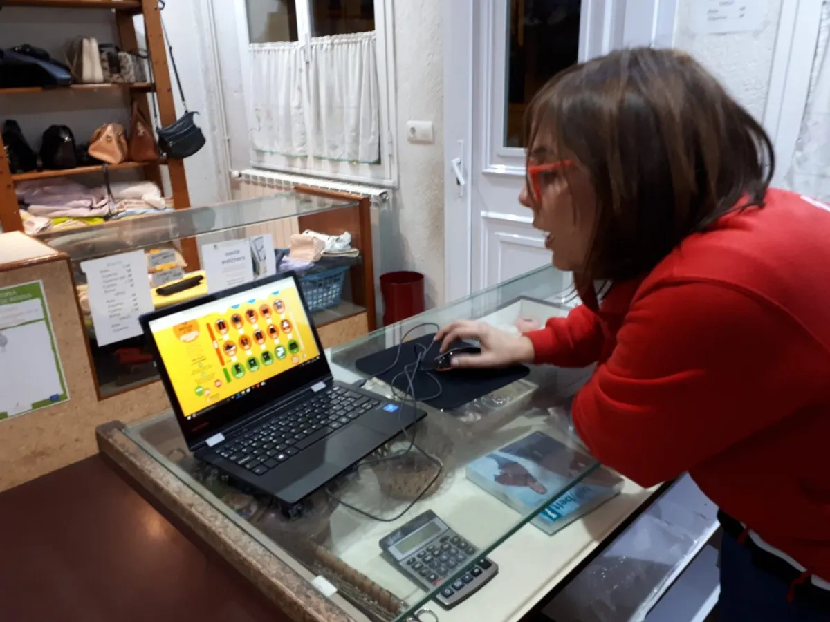 Solsona evita prop de 500 kg de residus i 4.320 kg de CO2 en una setmana comprant a les botigues de la Fundació Volem Feina