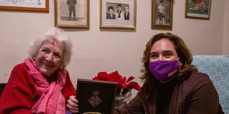 Encarna Hernández rep la medalla d'or al mèrit esportiu