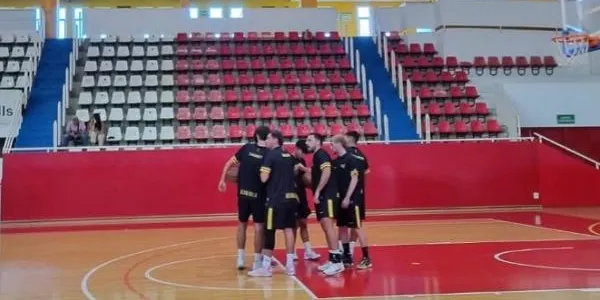 El masculí del CB Altafulla es queda a les portes de la primera victòria davant el CB Amposta (54-51)