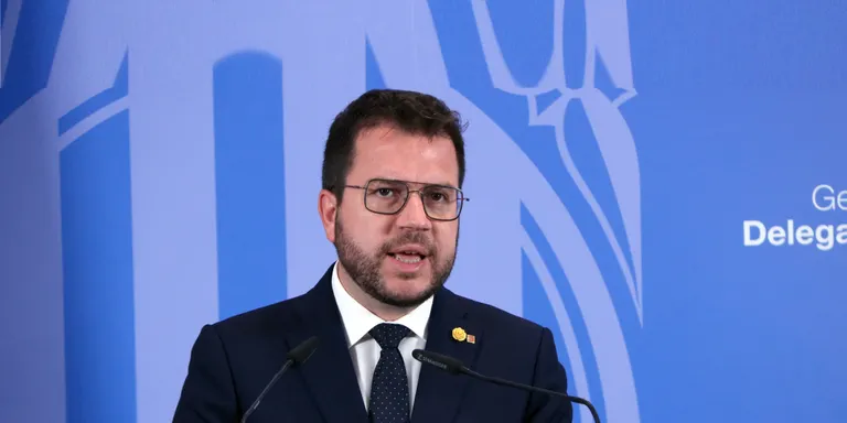 Aragonès diu que la negociació està en els "primers passos" perquè "l'arrel del conflicte" és l'autodeterminació