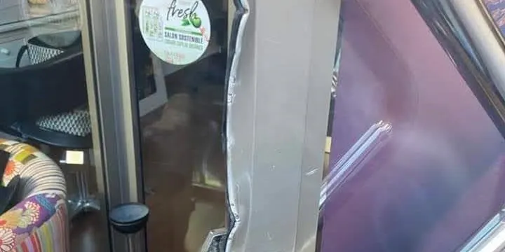 Nous robatoris a Pineda: una farmàcia i una perruqueria saquejades, mentre el sector comercial reclama més seguretat