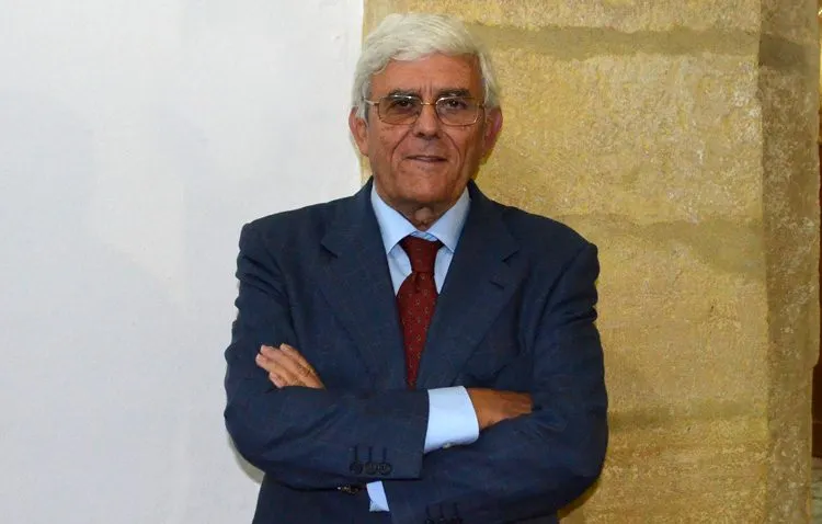 Pedro Sánchez Núñez descubre en COPE Utrera (98.1 FM) la historia de la Academia de Bellas Artes de Santa Isabel de Hungría