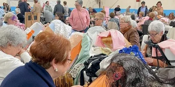 Èxit de la Trobada de Puntaires de Roda de Berà, amb un centenar de participants