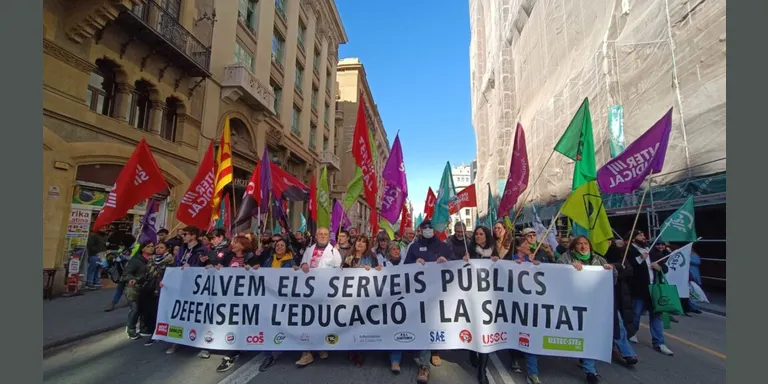 Els professionals de l’àmbit educatiu sorten al carrer en una nova jornada de protestes