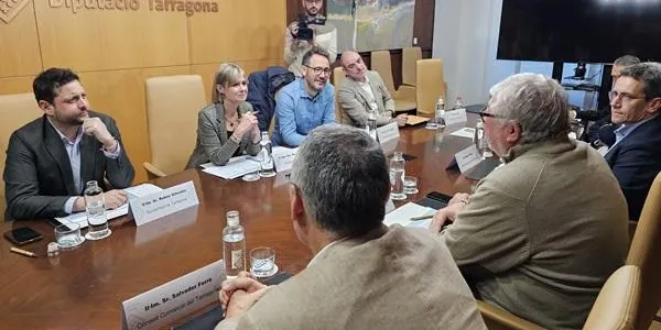 La Diputació de Tarragona i l'Àrea Metropolitana de Barcelona col·laboren per avançar en la definició de la del Camp